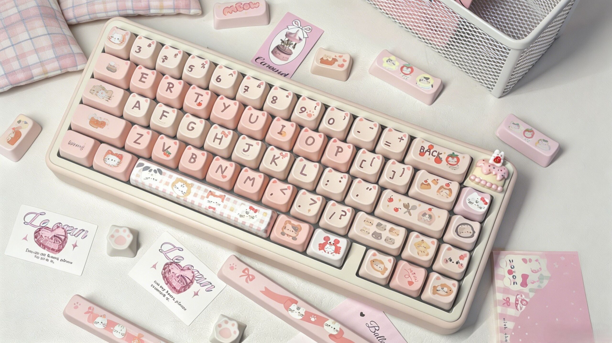 Maorbeng Mew Mew Hood Keycaps