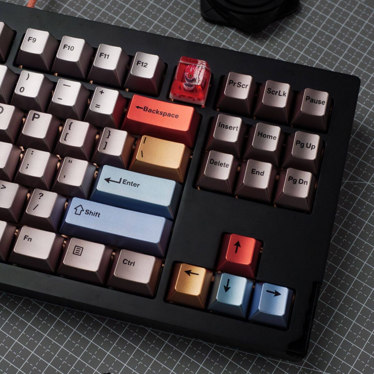 HEK Atomic Breath Metallic Cherry Profile Keycap Set
