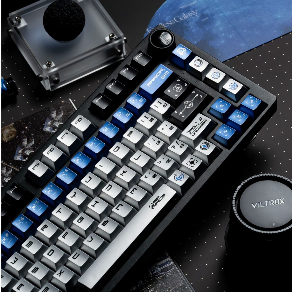 HEK Multiverse Metallic Paint Keycaps