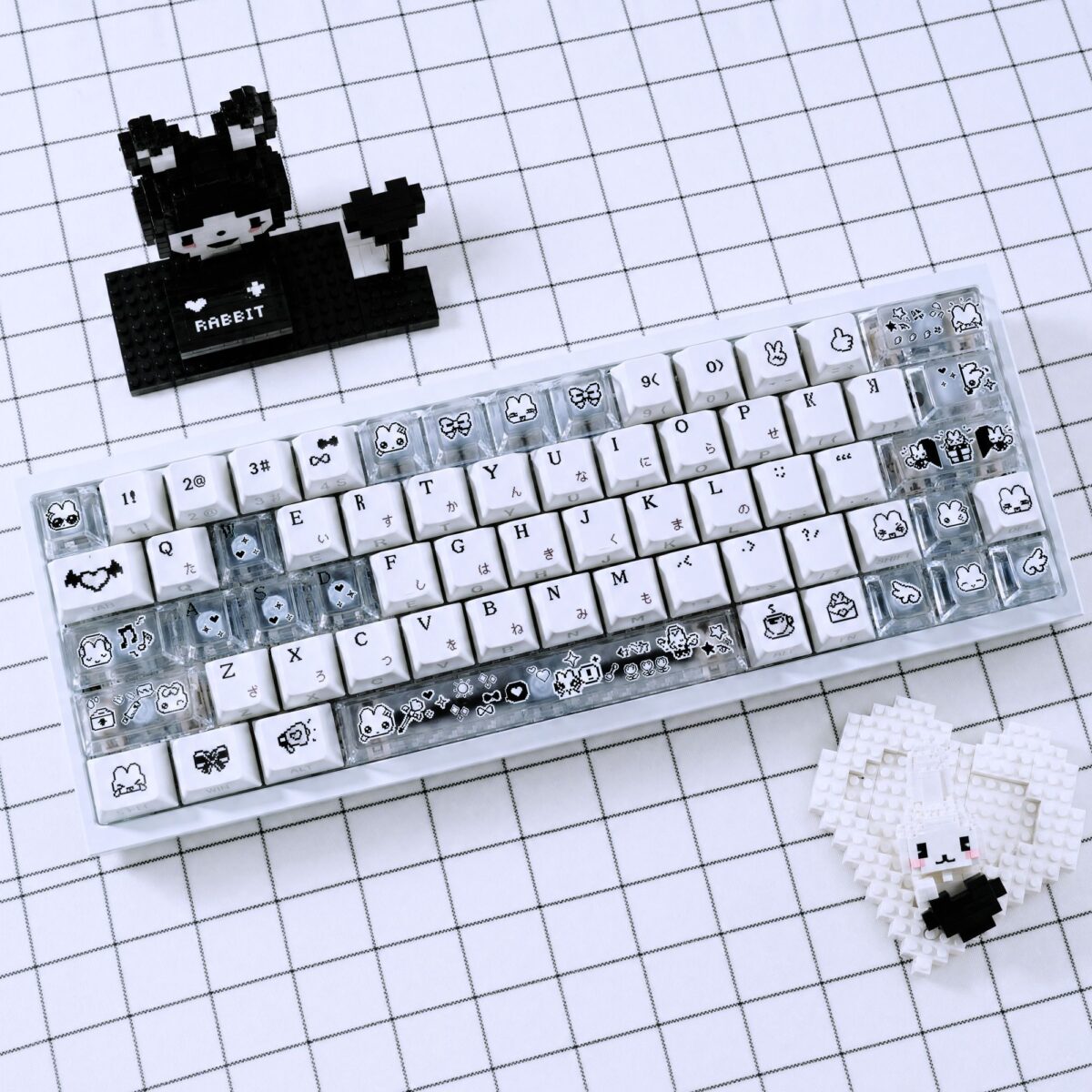 taobao-4-ai-skip-50 HEK Pixel Bunny Shine-Through Keycaps