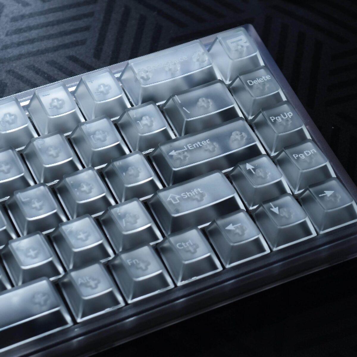 FRONTIER PC Frosted Translucent OEM Keycap Set