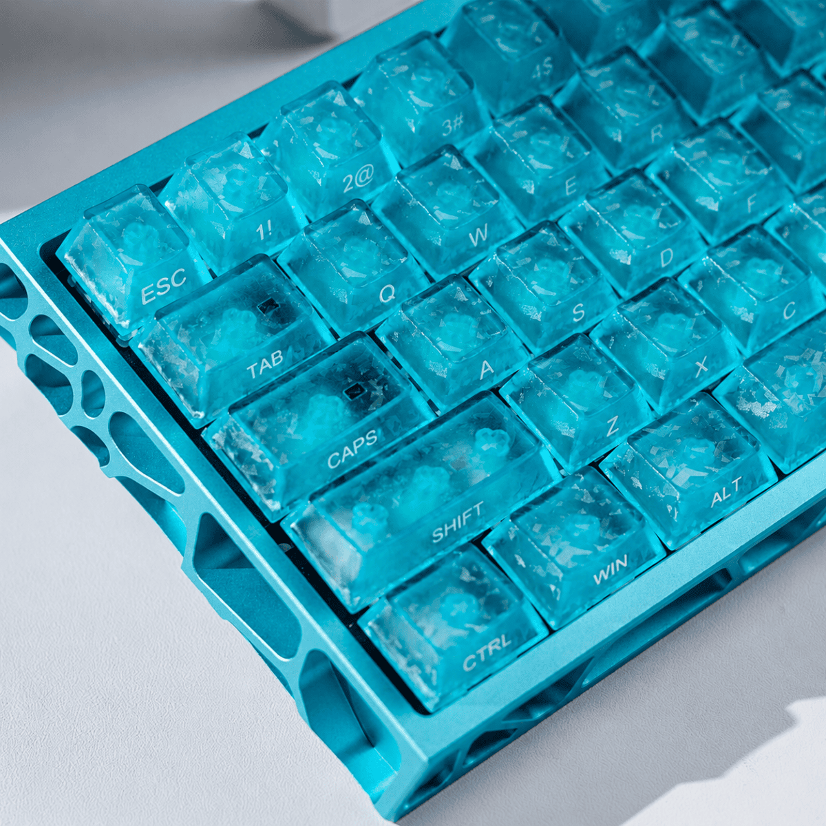 HEK Ice Carbon Pattern Transparent Keycaps