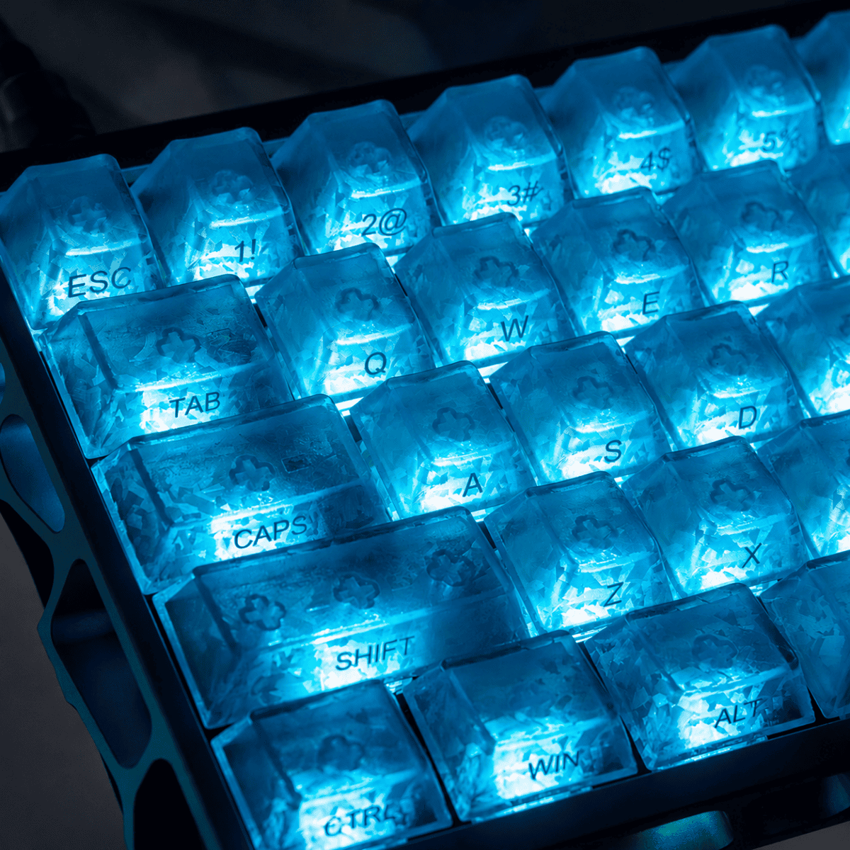 HEK Ice Carbon Pattern Transparent Keycaps